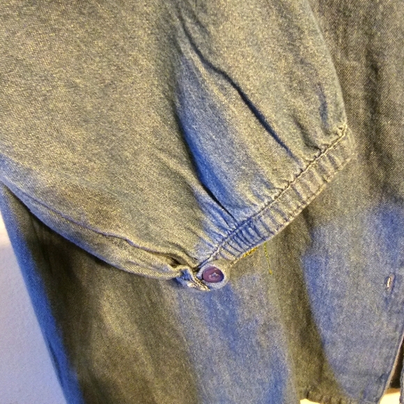 Embroidered Chambray Shirt - Picture 5 of 8